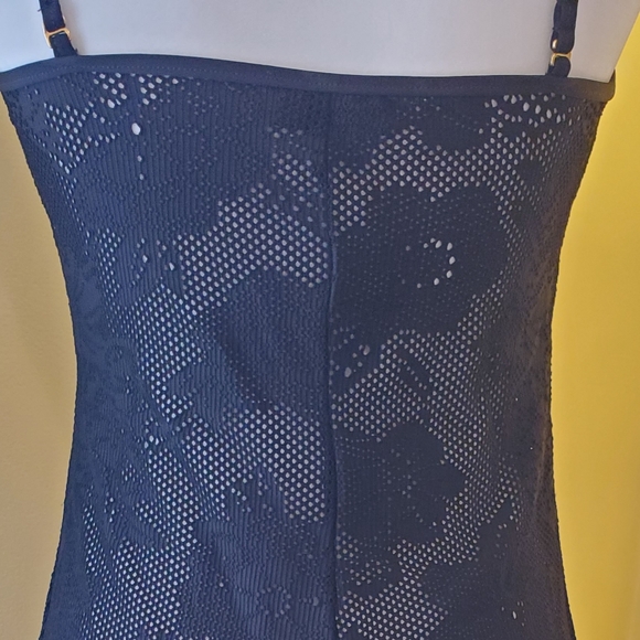 LADIES SWIMSUIT, LA BLANCA, TWO PIECE, SIZE 8, BLACK W/COVERUP DRESS - Picture 4 of 12